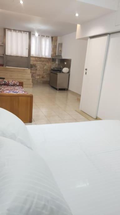 Nektar-Apartments พีเรียส ภายนอก รูปภาพ